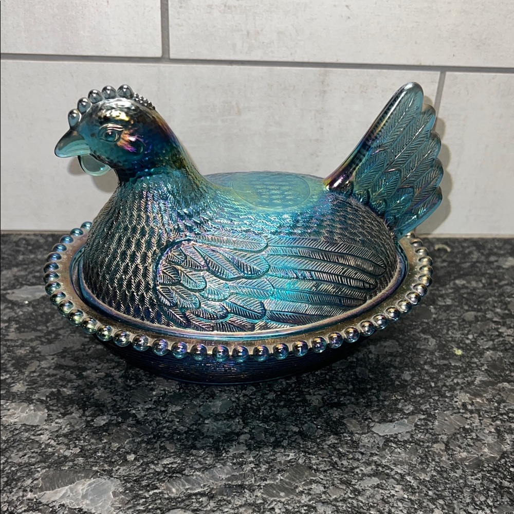 Fenton/Indiana Iridescent Glass Hen on Nest Dish. Candy dish. Perfect condition.